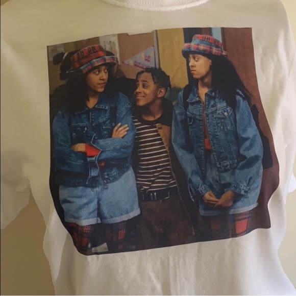 SISTER SISTER graphic tee. 👭 - Picture 4 of 4